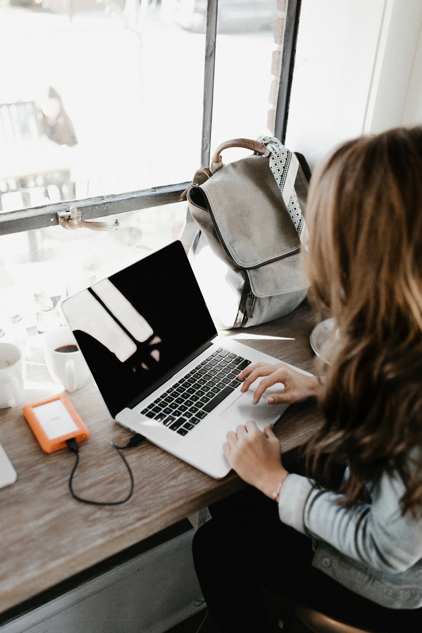 Balancing Work and Life: Tips for Home Entrepreneurs